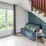 Le Duplex , Proche Gare Rer, Parking, Arrivee Autonome Апартаменты